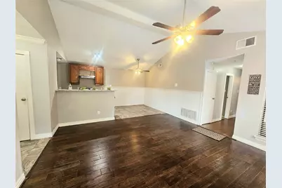 318 Teakwood Lane, Lewisville, TX 75067 - Photo 8