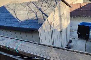 318 Teakwood Ln, Lewisville, TX 75067 - Photo 12