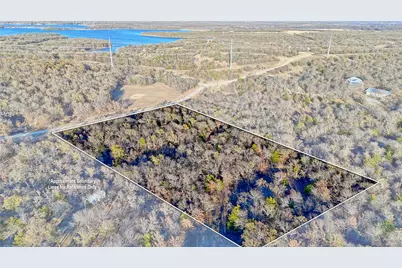1943 Lakeridge, Sunset, TX 76270 - Photo 22