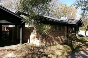 1711 Ash St, Commerce, TX 75428 - Photo 2