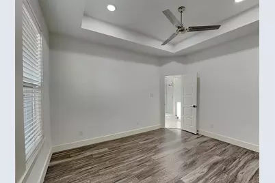 1920 Carver Avenue, Fort Worth, TX 76102 - Photo 6