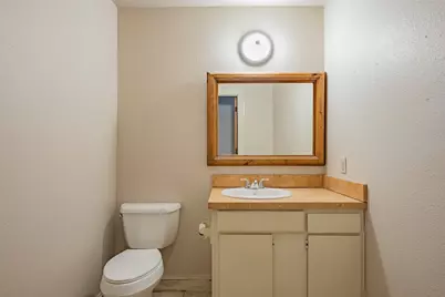 104 A Industrial Drive, Waxahachie, TX 75165 - Photo 8