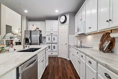 12329 Hawk Creek Drive, Frisco, TX 75033 - Photo 8