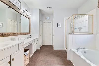 12329 Hawk Creek Drive, Frisco, TX 75033 - Photo 14