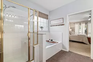 12329 Hawk Creek Dr, Frisco, TX 75033 - Photo 18