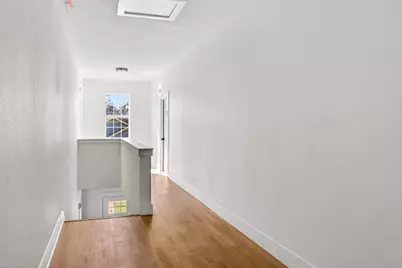 439 W 9th Street #2, Dallas, TX 75208 - Photo 8