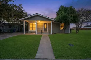 505 Perry Ave, Waxahachie, TX 75165 - Photo 1