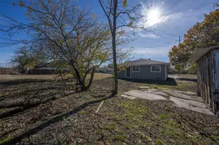 505 Perry Ave, Waxahachie, TX 75165 - Photo 30