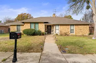 1924 Ruidoso Run, Lewisville, TX 75077 - Photo 2