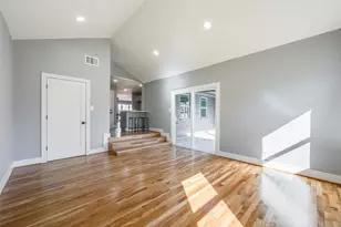 10136 San Juan Ave, Dallas, TX 75228 - Photo 8