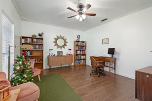 3904 Berrybush Ln, Fort Worth, TX 76137 - Photo 4