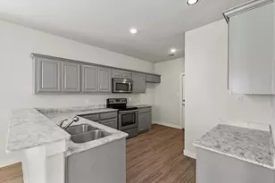 9930 Ironhorse Dr, Dallas, TX 75227 - Photo 12