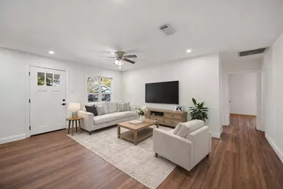 1125 W 6th Avenue, Corsicana, TX 75110 - Photo 2