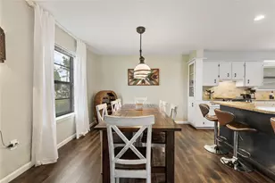 301 Granada Calle St, Granbury, TX 76049 - Photo 10