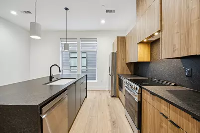 2206 Arroyo Avenue #204, Dallas, TX 75219 - Photo 4