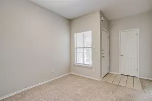 3212 Donnelly Cir, Fort Worth, TX 76107 - Photo 10