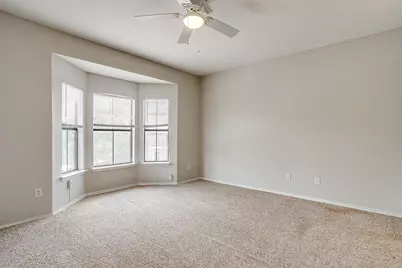 3212 Donnelly Circle #502, Fort Worth, TX 76107 - Photo 4