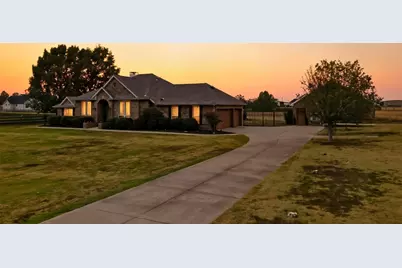 586 Hidden Pass, Royse City, TX 75189 - Photo 4