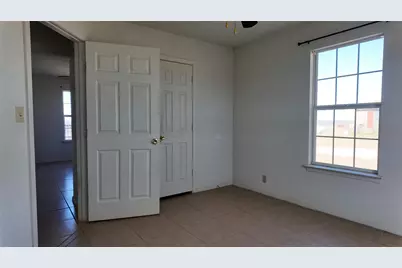 137 Wesley Lane, Bridgeport, TX 76426 - Photo 12