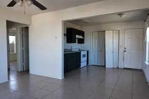 137 Wesley Ln, Bridgeport, TX 76426 - Photo 4