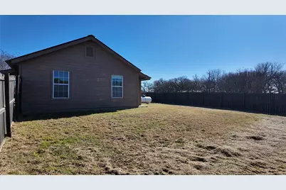 137 Wesley Lane, Bridgeport, TX 76426 - Photo 34