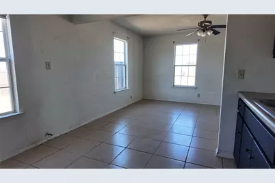 137 Wesley Lane, Bridgeport, TX 76426 - Photo 8