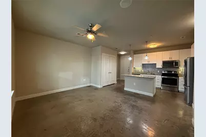 801 N Bishop Avenue #1-102, Dallas, TX 75208 - Photo 10