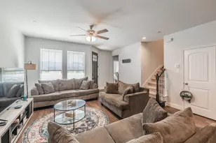 5544 Crawford Dr, North Richland Hills, TX 76180 - Photo 2