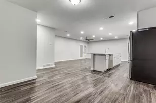 1014 Ravencroft Dr, Garland, TX 75043 - Photo 8