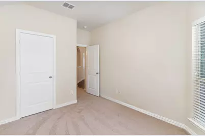 1404 Glen Garden Drive, Fort Worth, TX 76104 - Photo 18