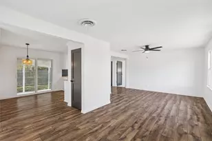 1301 N Douglas Ave, Cleburne, TX 76033 - Photo 8