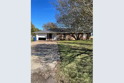 202 Spur Ranch Road, Trinidad, TX 75163 - Photo 1