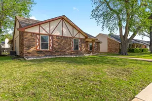 4248 Ireland Dr, The Colony, TX 75056 - Photo 2