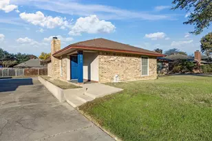 7501 Windhaven Rd, North Richland Hills, TX 76182 - Photo 1