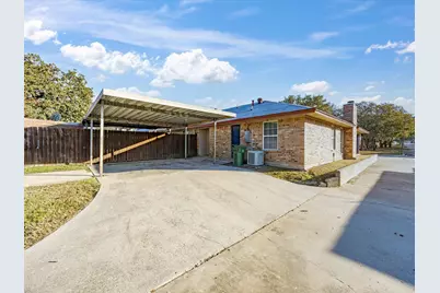 7501 Windhaven Road, North Richland Hills, TX 76182 - Photo 2