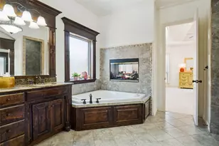 9100 Belshire Dr, North Richland Hills, TX 76182 - Photo 18