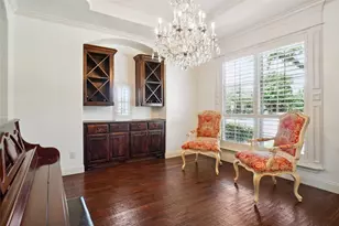 9100 Belshire Dr, North Richland Hills, TX 76182 - Photo 6