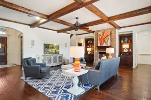 9100 Belshire Dr, North Richland Hills, TX 76182 - Photo 10