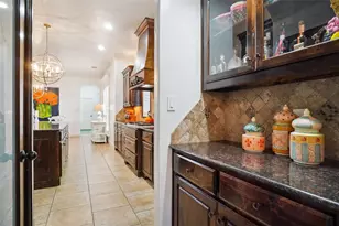 9100 Belshire Dr, North Richland Hills, TX 76182 - Photo 14