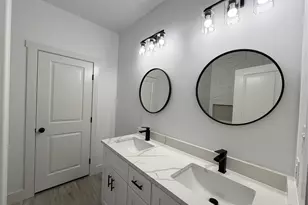 5150 Charlene St, Fort Worth, TX 76105 - Photo 10