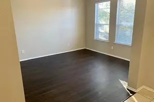 420 Sandy Creek Dr, Fort Worth, TX 76131 - Photo 4