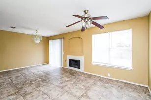 8520 Gatlinburg Dr, Fort Worth, TX 76123 - Photo 2