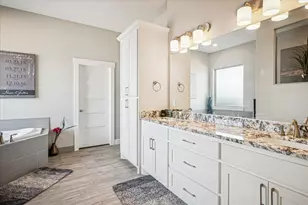 409 N College St, Pilot Point, TX 76258 - Photo 12