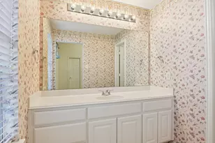 1428 Gardenia St, Irving, TX 75063 - Photo 32