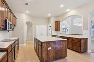 1428 Gardenia St, Irving, TX 75063 - Photo 12