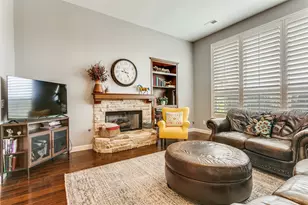 2805 Vista View Dr, Lewisville, TX 75067 - Photo 8