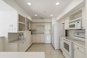 5200 Keller Springs Rd, Dallas, TX 75248 - Photo 6