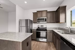 210 Julian Davis Dr, Venus, TX 76084 - Photo 8