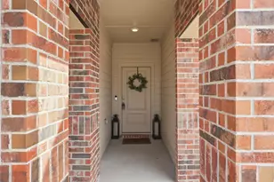 613 Whitecomb Ln, Justin, TX 76247 - Photo 30