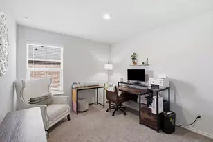 613 Whitecomb Ln, Justin, TX 76247 - Photo 8